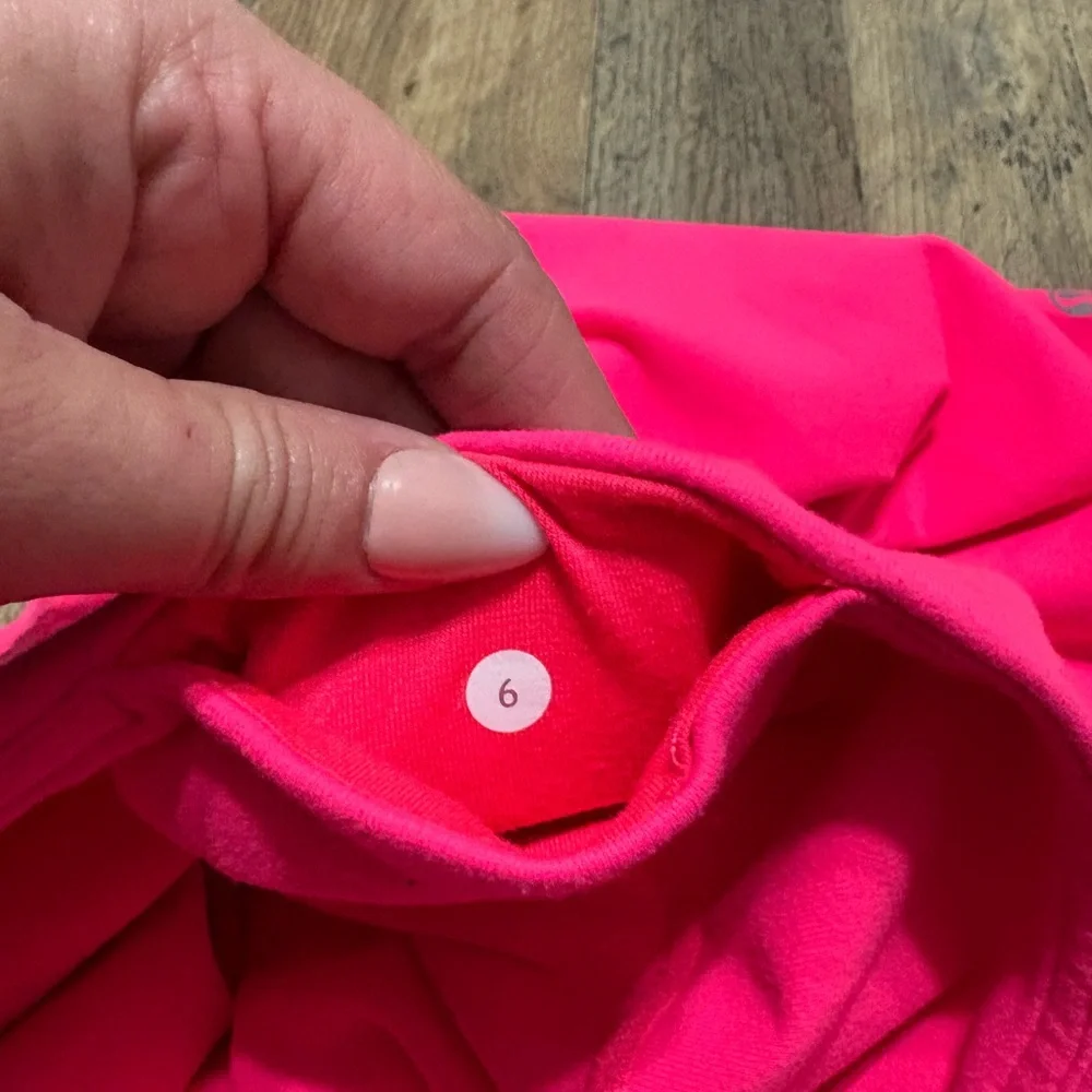 Lululemon Athletica Hot Pink Leggings - Picture 8 of 9